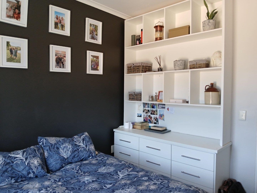 2 Bedroom Property for Sale in Okennedyville Western Cape